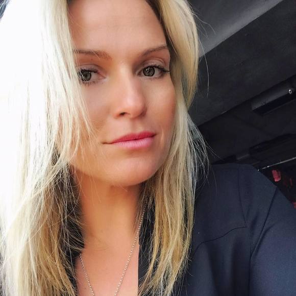 Meet your Posher, Vicky - Picture 1 of 1